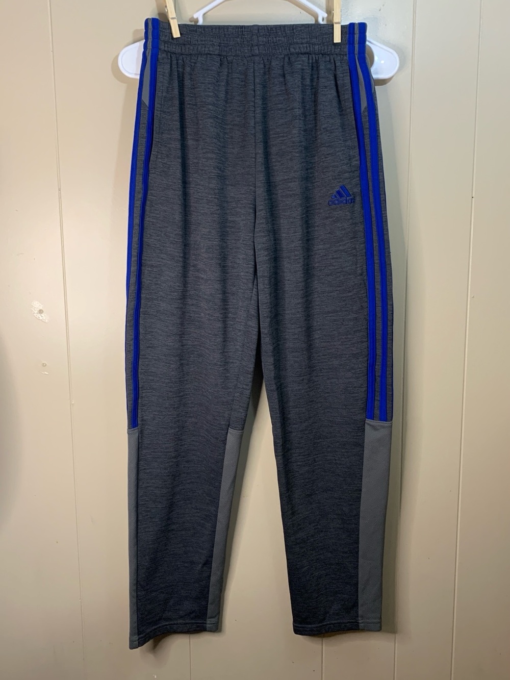 XL Adidas Boys ' Gray Track Pants with Blue Stripes